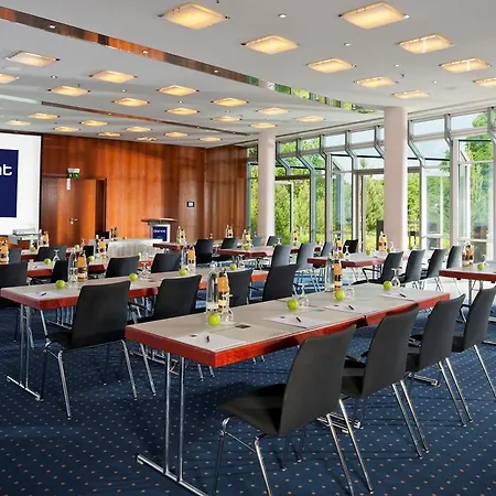 Hotell Dorint Parkhotel 4*