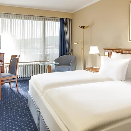 Dorint Parkhotel Hotell 4*